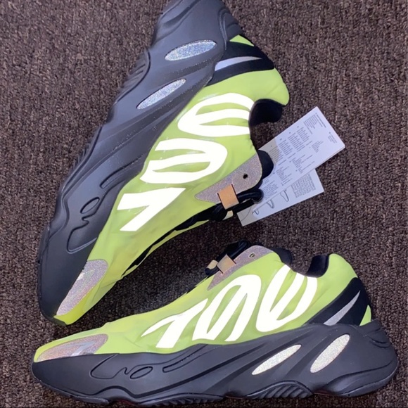 YEEZY BOOST 700 MNVN \'PHOSPHOR\'